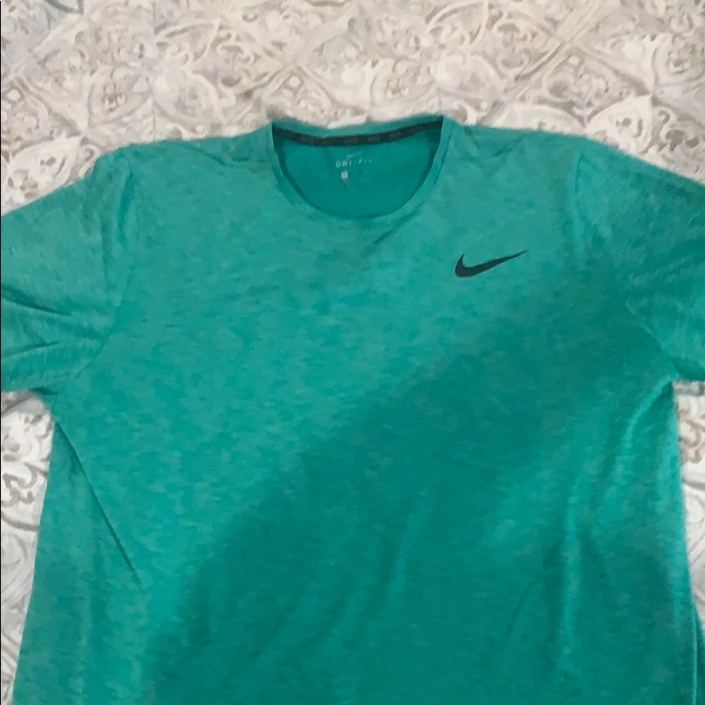 Nike dry fit t shirt